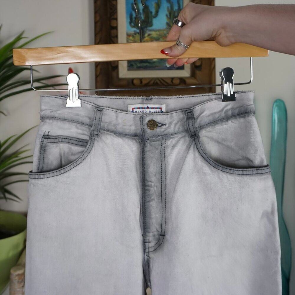 Vintage 90s Mixed Blues high rise tapered leg jeans - Picture 7 of 8